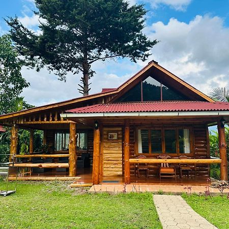 Hassinger Ranch Cabanas Oxapampa Bagian luar foto