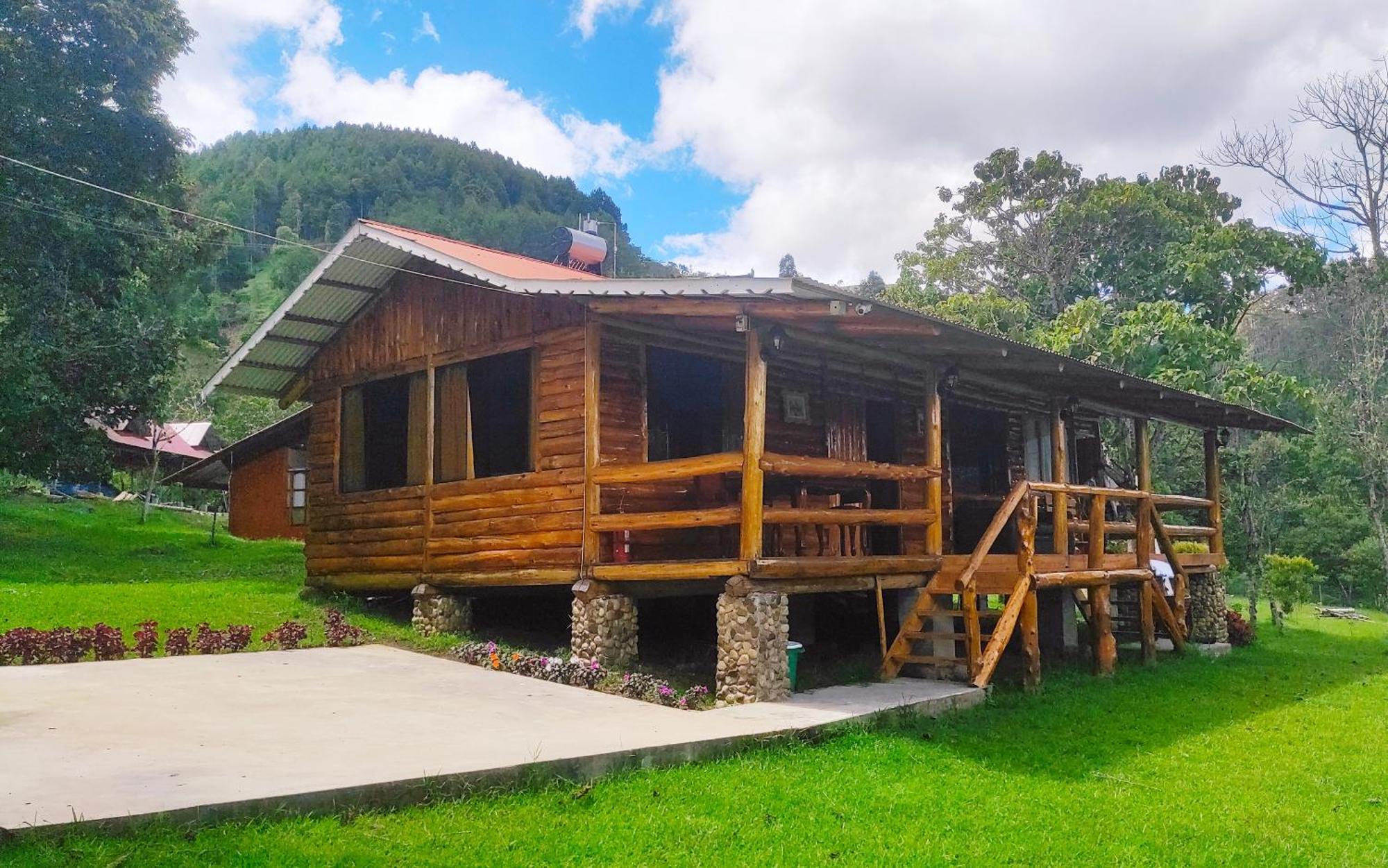 Hassinger Ranch Cabanas Oxapampa Ruang foto