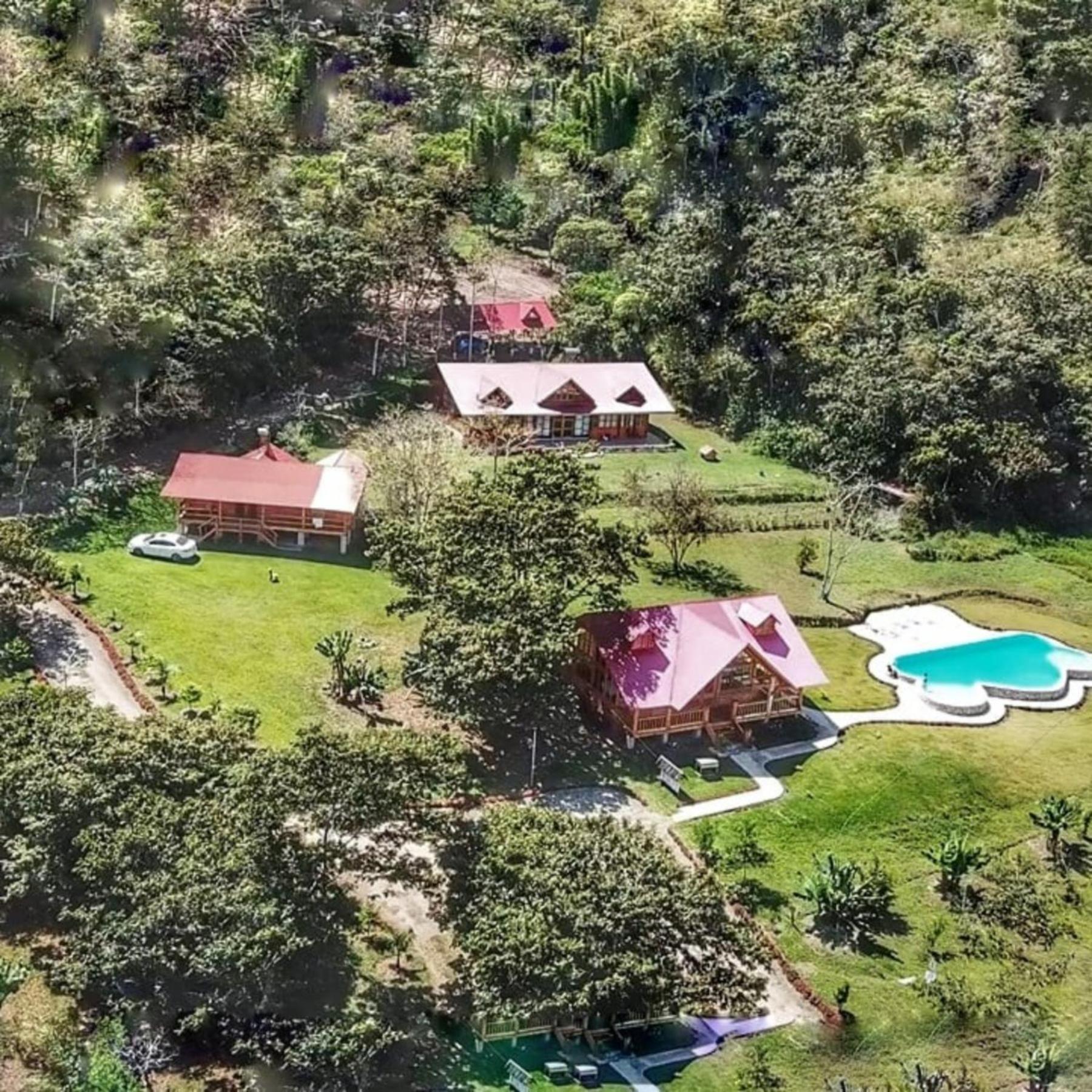 Hassinger Ranch Cabanas Oxapampa Ruang foto