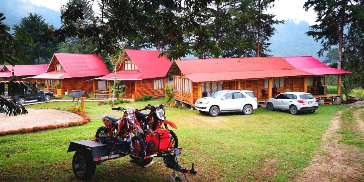 Hassinger Ranch Cabanas Oxapampa Bagian luar foto