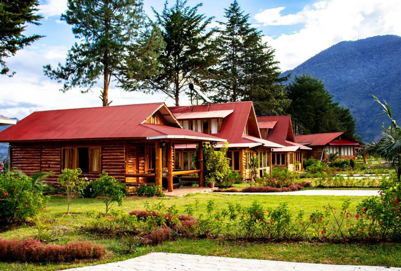 Hassinger Ranch Cabanas Oxapampa Bagian luar foto